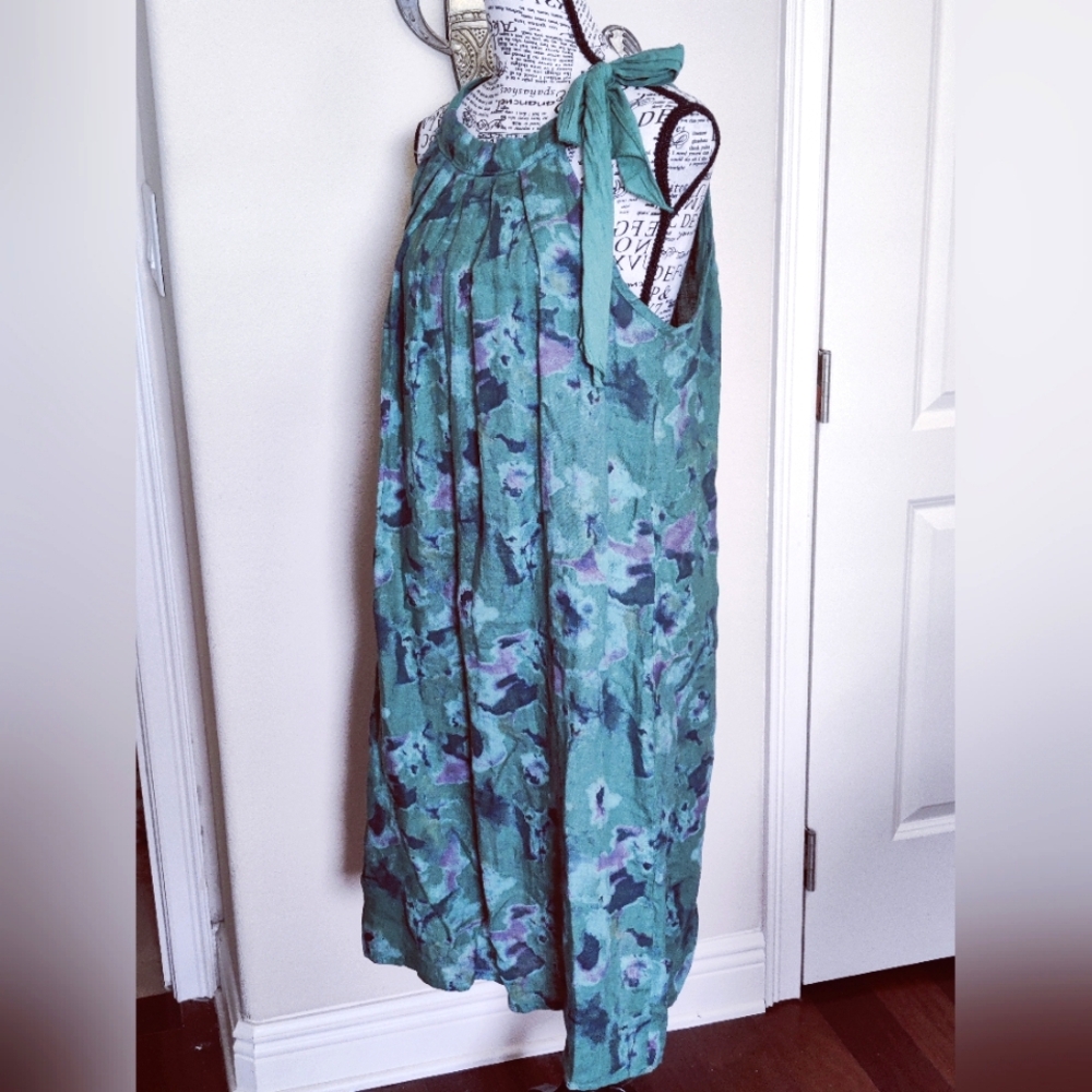 Bellambia Floral Green and Purple Sleeveless Dress